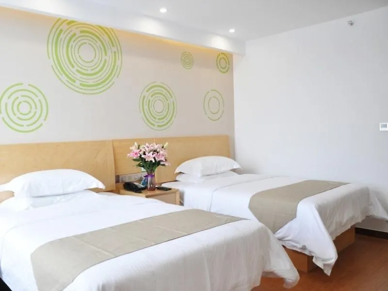 ***  Greentree Inn Henan Jiaozuo Mengzhou Huifeng Road Express Hotel Kína