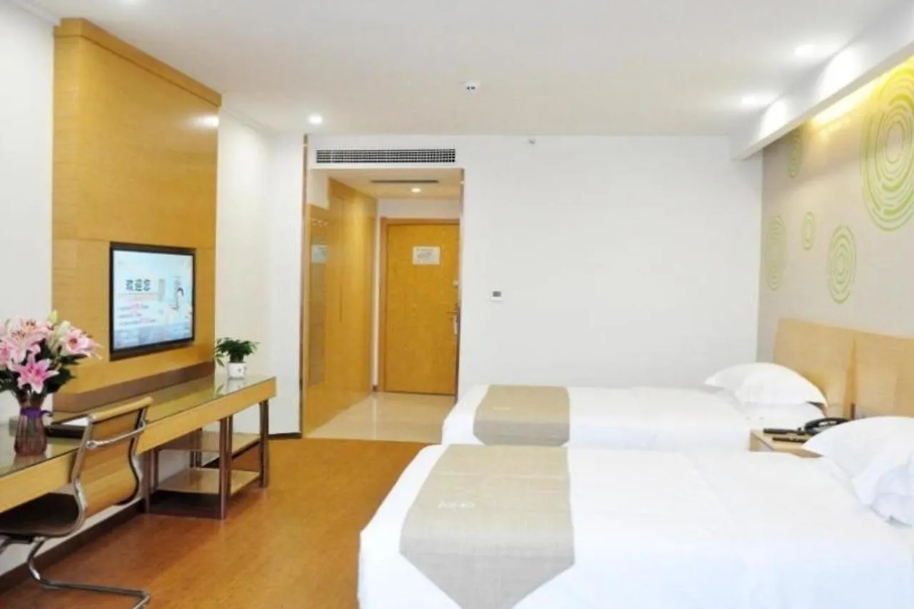 Greentree Inn Henan Jiaozuo Mengzhou Huifeng Road Express Hotel
